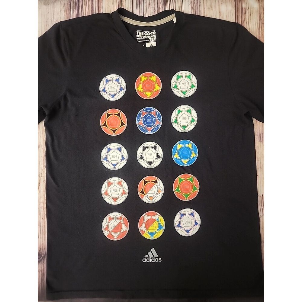 Adidas SOCCER-FOOTBALL‎ HISTORY Graphic Tee-jersey Ball tango Shirt~Men sz Large